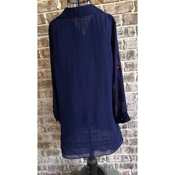 VTG Tunique Tunic Top Medium Floral Embroidery Roll Tab Sleeve Front But… - Picture 7 of 12